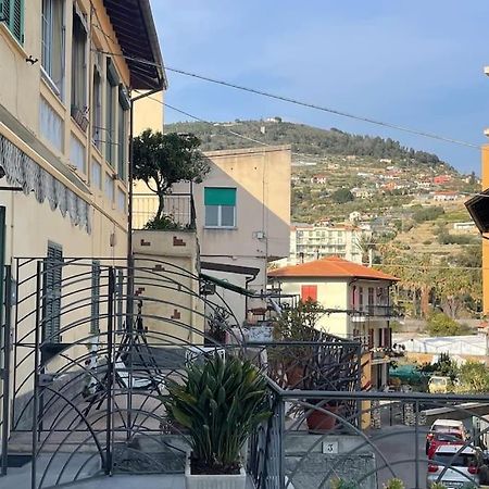 Casa Visconti, Bordighera, Vista Mare Esterno foto